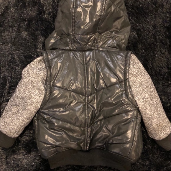 Boys jacket - Picture 2 of 7